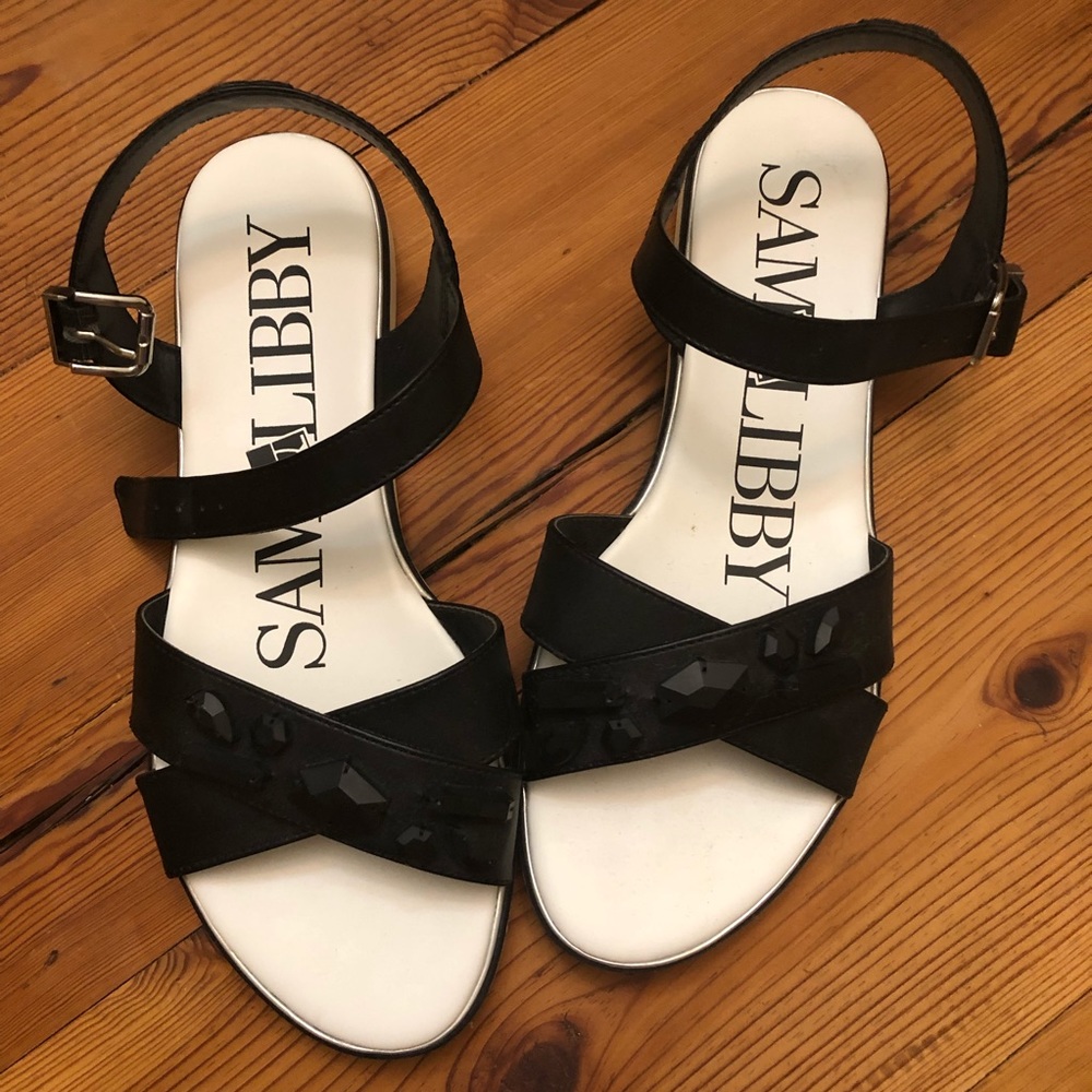 Sandals black & white. Sam & Libby size 11
